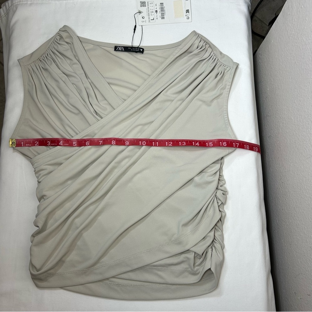 Zara Stretch Ivory Sleeveless Drape Casual Stylish Top L - Picture 12 of 16